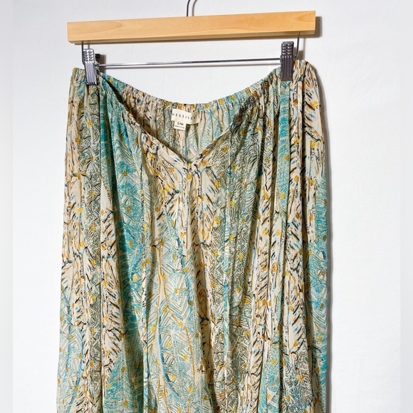 Love Stich S/M off the shoulder abstract print balloon sleeve top | boho, summer - Picture 2 of 9